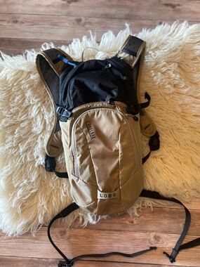 CamelBak Lobo Bike Hydration Backpack